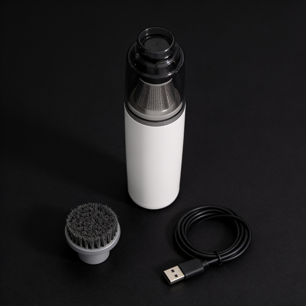 AeroForce Mini con su cepillo y cable USB